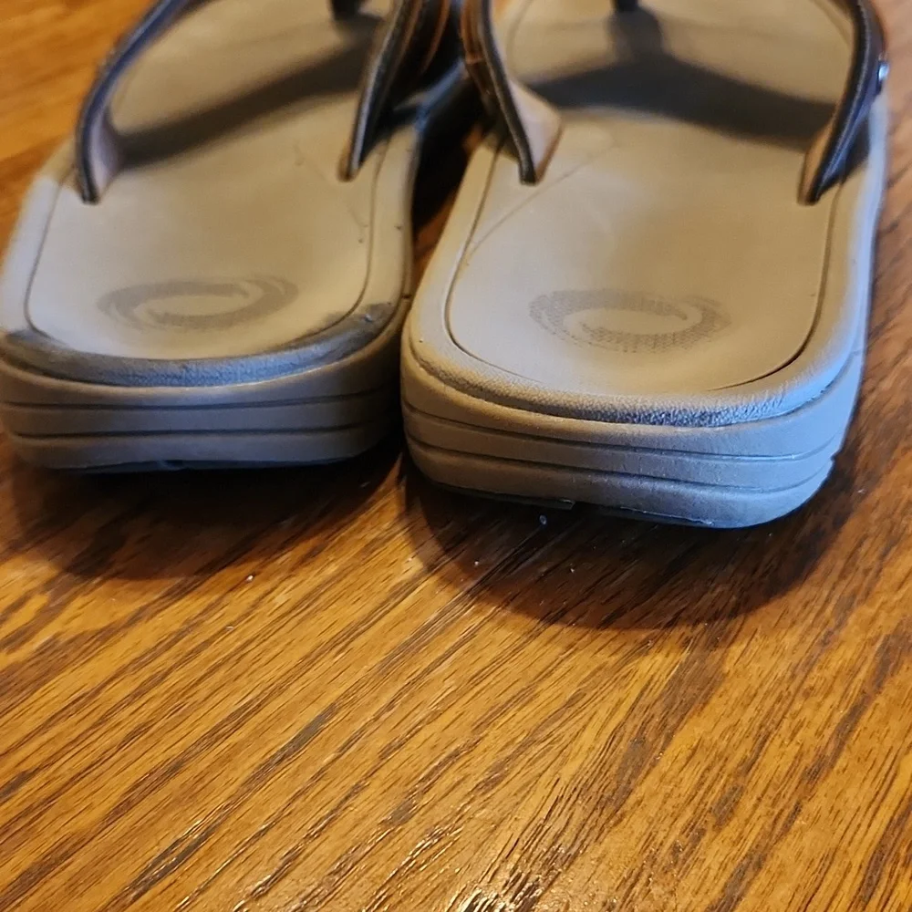 O'rageous Sandals Size 10